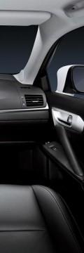 LEXUS CT 200h Technical сharacteristics
